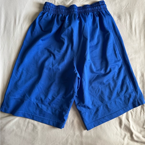 Nike 3pc basketball shorts - Picture 8 of 12